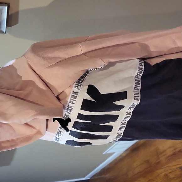 Victoria's Secret PINK Hoodie - Picture 4 of 12